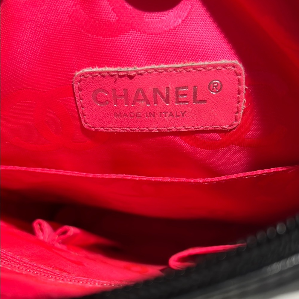Chanel 100% authentic Cambon Quilted Bag with a non branded Strap,like new. - Picture 3 of 9